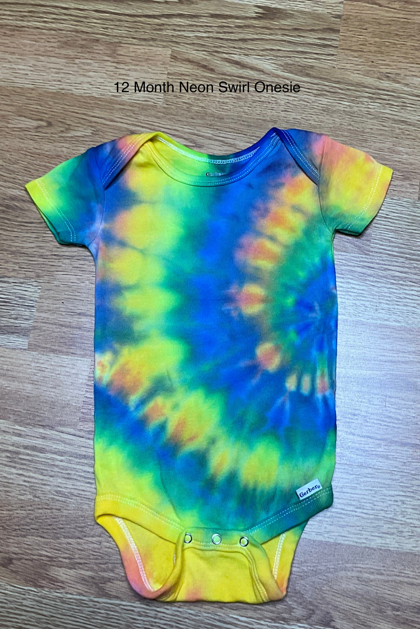 12 Month Neon Side Swirl