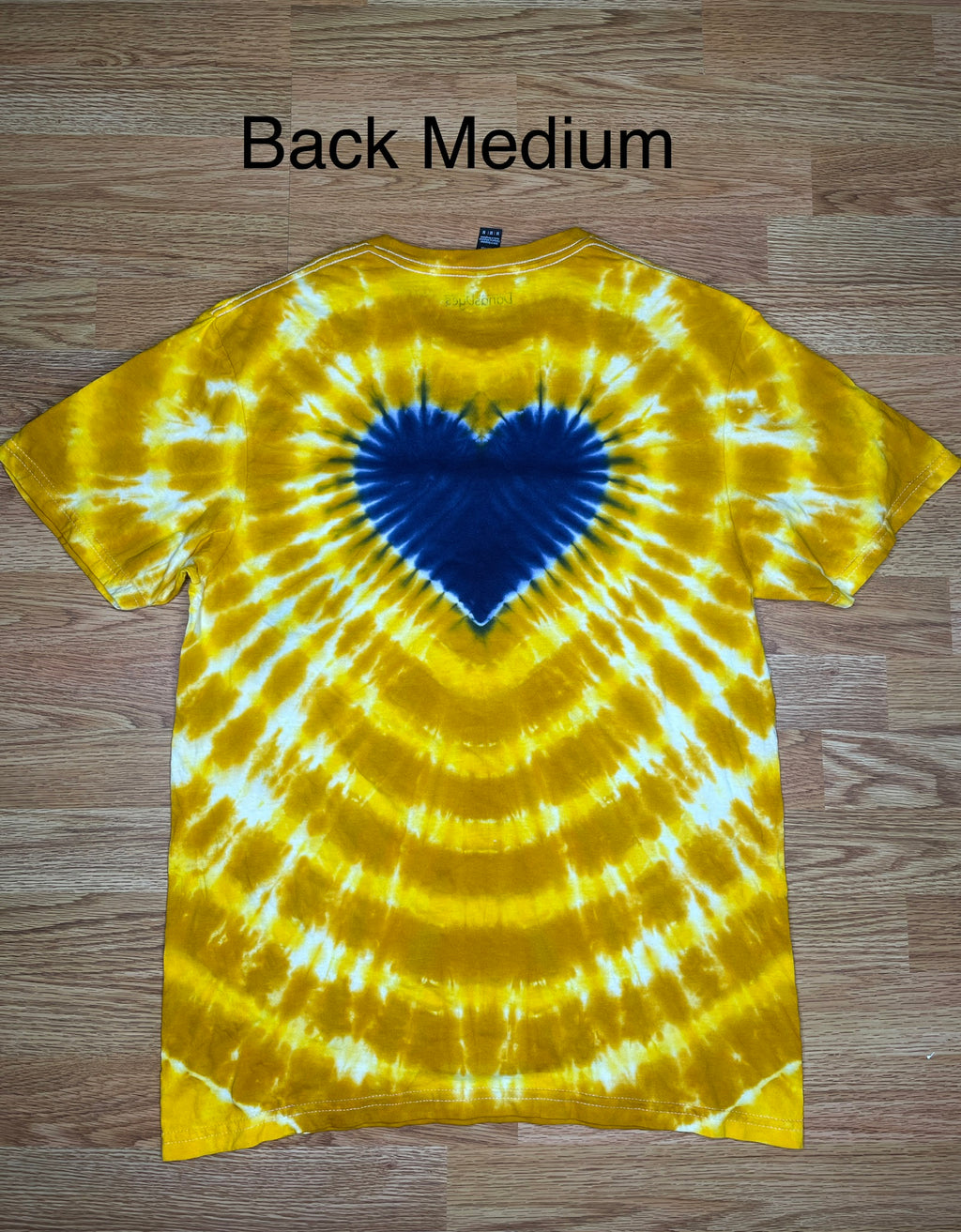 Medium Unisex Mountaineer Heart Tshirt